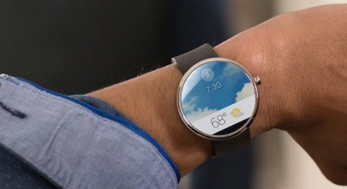 Motorola แอบเปิดเผยข้อมูลเเละราคา Moto 360