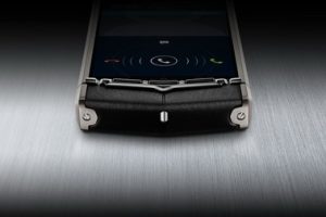 Vertu เตรียมเปิดตัวสมาร์ทโฟนสุดหรูพร้อมสเปคเทพ Vertu Signature Touch