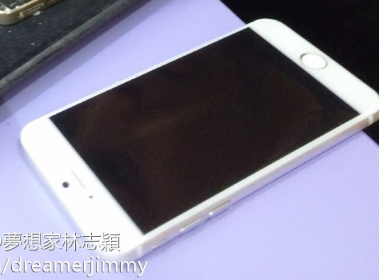 โผล่อีก! หลินจื้ออิง มากับ iPhone 6 จอ 5.5 นิ้ว