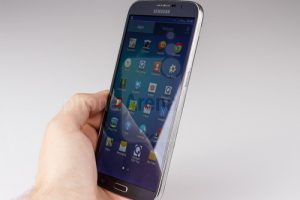 เปิดตัวอย่างต่อเนื่องกับ Samsung Galaxy Mega 2