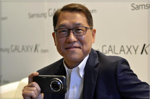 Samsung บุกตลาดสมาร์ทโฟนติดกล้องอีกระลอกด้วย Galaxy K Zoom