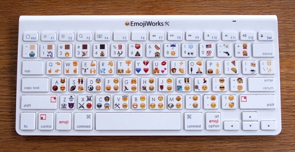 Emoji Keyboard คีย์บอร์ดสำหรับผู้ที่ชื่นชอบการใช้อีโมจิโดยเฉพาะ!