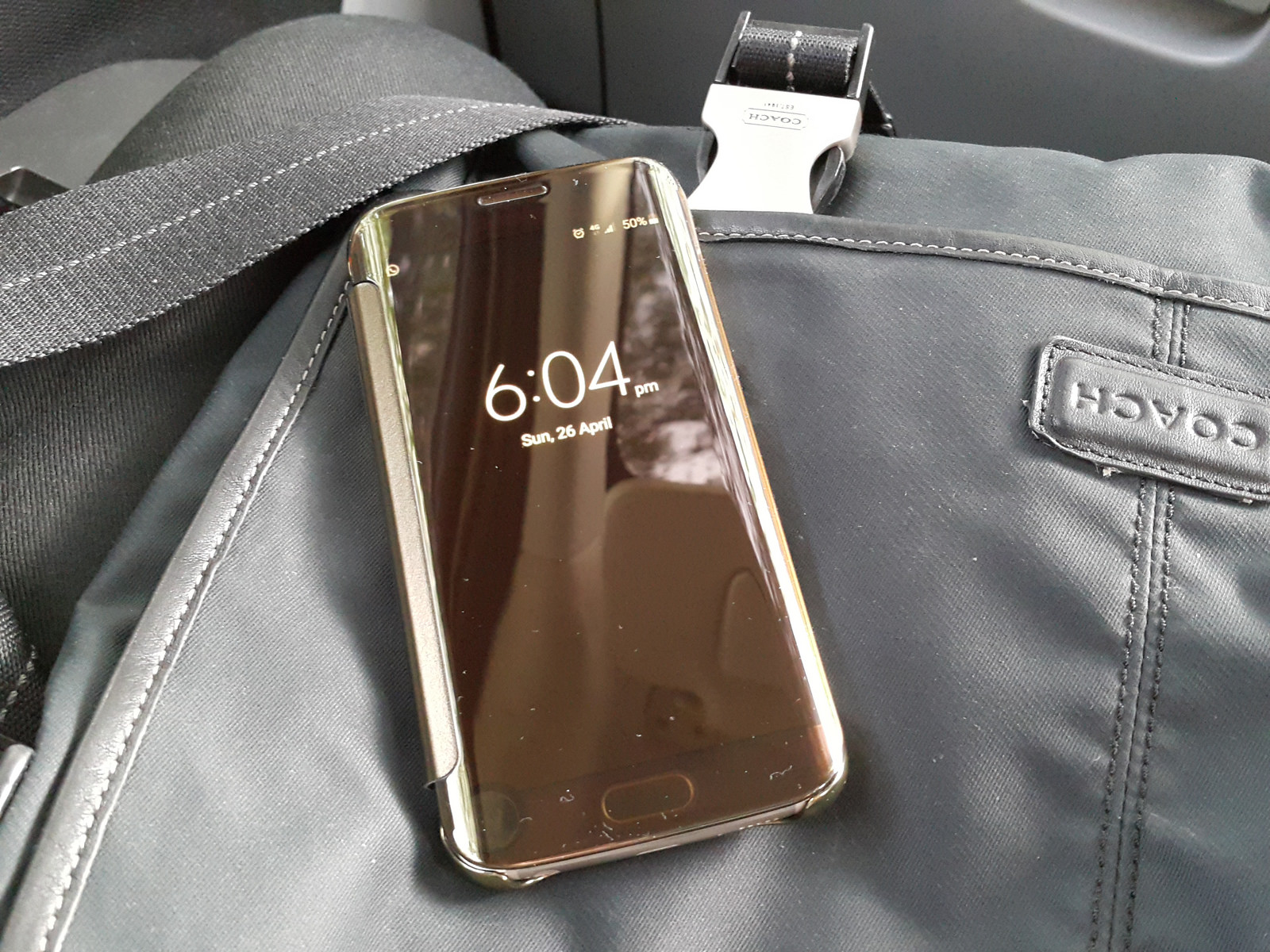 แฉความลับ! เคส Clear View Cover แสนแพงสำหรับ Samsung Galaxy Note5 และ Samsung Galaxy S6 edge Plus﻿