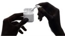 Apple สร้างสรรค์หูฟังไร้สายใหม่ด้วย AirPods