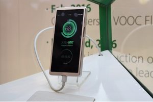 Super VOOC เทคโนโลยีล่าสุดจาก OPPO ชาร์จแบตเตอรี่เต็ม 100% ใช้เวลาเพียงแค่ 15 นาที!!