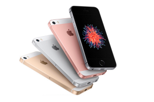 ผลสำรวจเผย iPhone SE ดึงดูดผู้ใช้งานใหม่จาก Android และชายมีอายุ