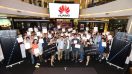 Huawei ทำ Surprise ลุ้นรับอีกเครื่อง ให้กับลูกค้าที่จอง P9 และมารับ 100 คนแรกของไทย