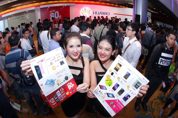 Huawei MediaPad M3 กระแสตอบรับแรงเกินคาด จัดโปรโมชั่นของแถมสุดคุ้มทั่วประเทศ