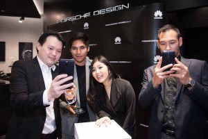 เปิดตัว PORSCHE DESIGN Mate 9 ราคาครึ่งแสน ที่สุดแห่งความหรูหรา จำกัดเพียง 800 เครื่องในไทย