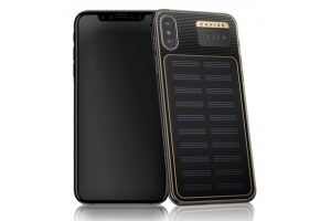 Caviar เปิดตัว iPhone X Tesla ดีไซน์แจ่มมาพร้อมแผ่นโซล่าเซลล์ และเคลือบทองคำ 24K