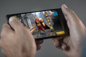 Razer Phone วางจำหน่ายแล้วผ่านร้าน Best Buy ในราคาที่ถูกลงกว่าเดิม!