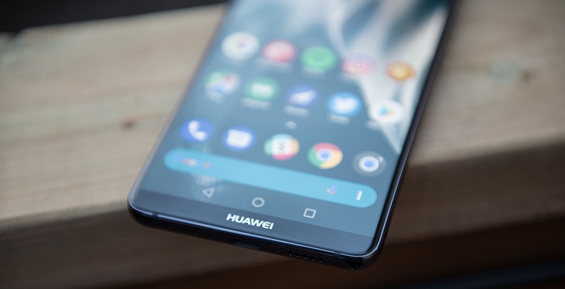 สื่อนอกเผย Huawei ซุ่มพัฒนาสมาร์ทโฟนดีไซน์แปลกตา มีกล้องอยู่บนหน้าจอ คาดเปิดตัวช่วงไตรมาส 4 ของปี 2018