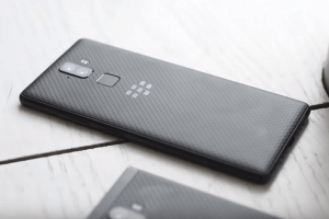 BlackBerry Evolve หน้าจอ FHD+ ขนาด 5.99 นิ้ว กล้องหลังคู่ 13MP เริ่มวางขายแล้วผ่าน Amazon ที่อินเดีย!!