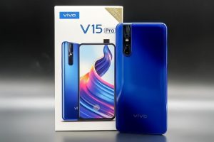 รีวิว vivo V15 Pro จอใหญ่ไร้ขอบ Ultra FullView กล้องหน้า Pop-up คมชัด 32MP กล้องหลัง AI Triple Camera สแกนนิ้วฝังใต้จอ บอดี้ไล่เฉดงดงาม ราคาเข้าถึงง่าย!